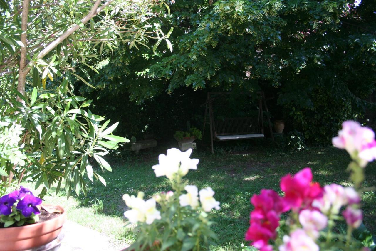 Le Mas Des Dames Appartement Avignon Exteriér fotografie